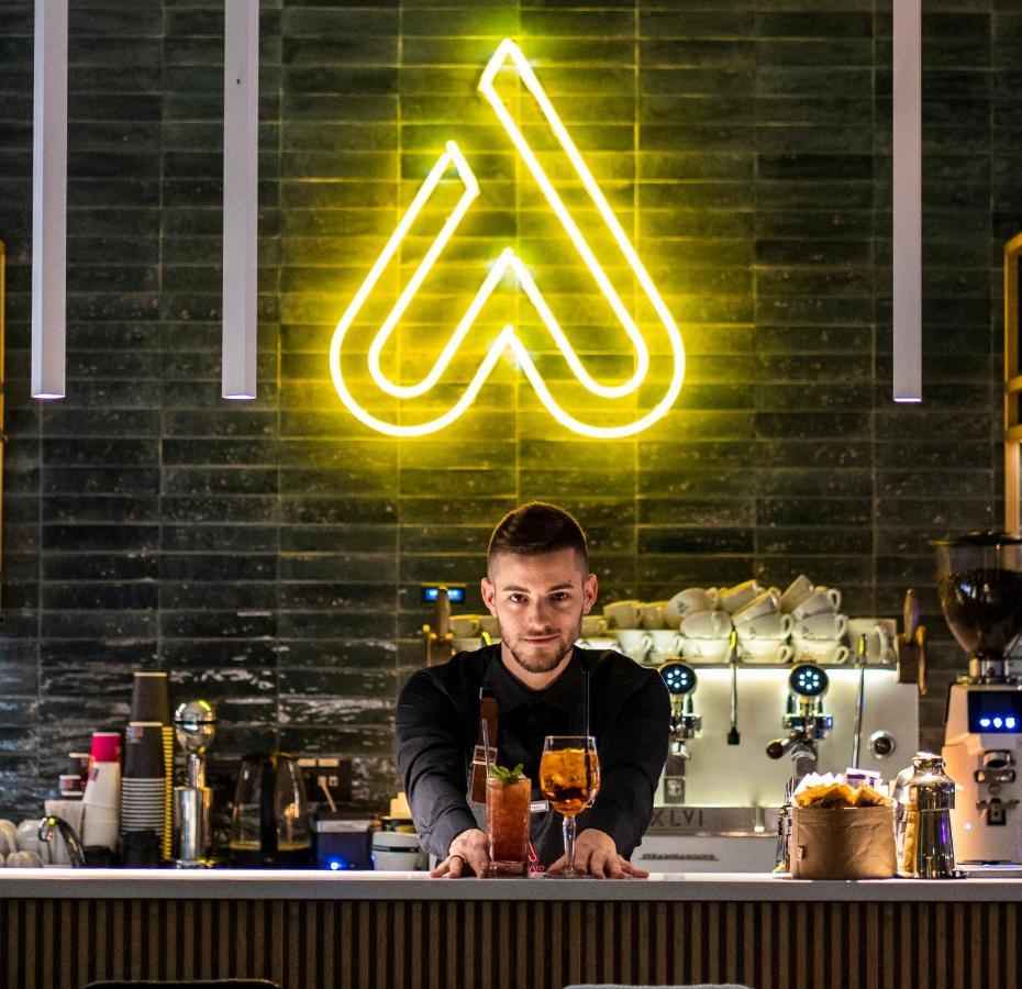 Arryvo Hotel Лечче Экстерьер фото
